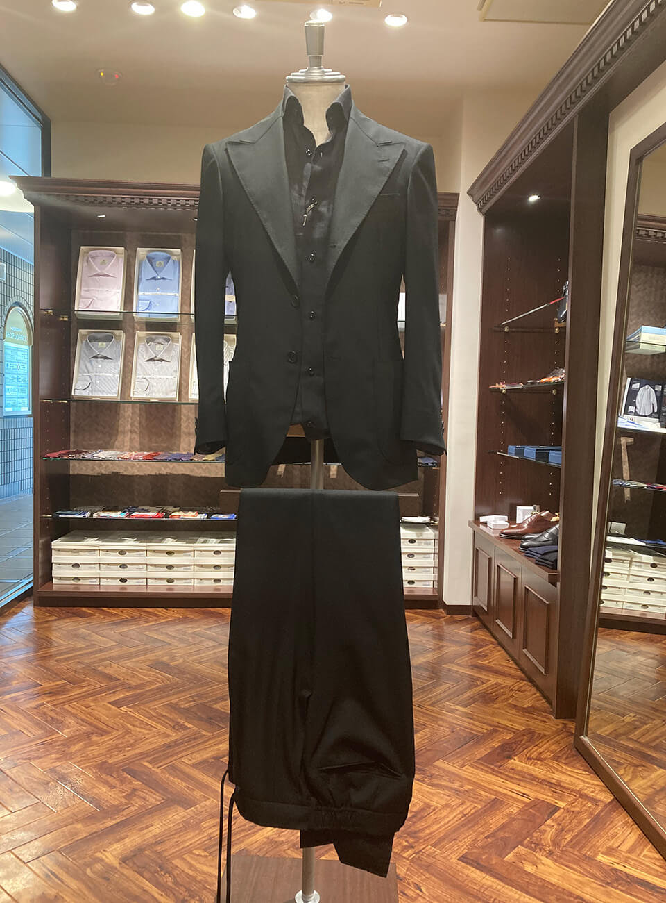 粋のオーダースーツ iki_03.jpg